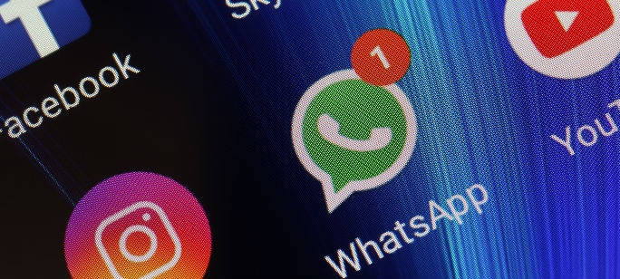 Acceso a redes sociales como Whatsapp e Instagram